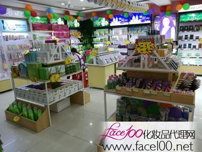 小资生活新主张 开一家融合护肤品与家用电器的精致店铺，以实力赢得信赖