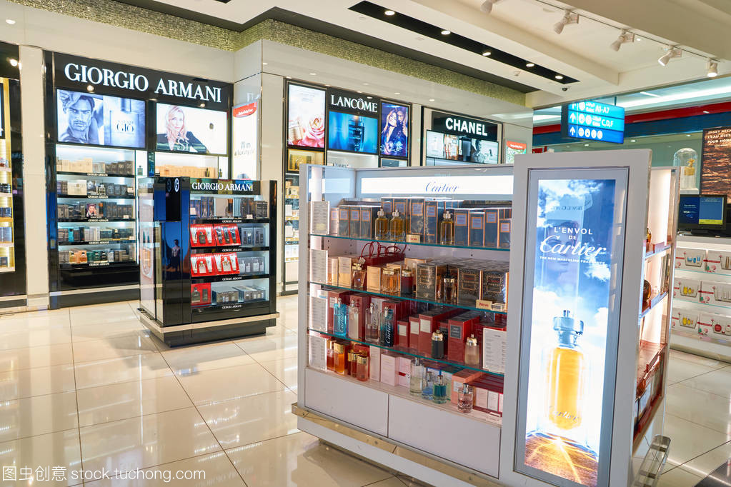 香水与化妆品店 潮流风尚的零售艺术与市场洞察